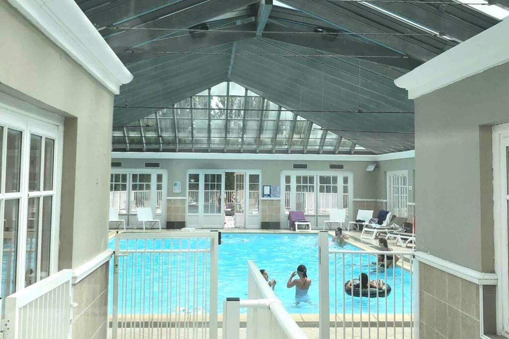 Appartement 2 Chambres Couleur Dune, Piscine, Parking Gratuit Le Touquet Exterior photo